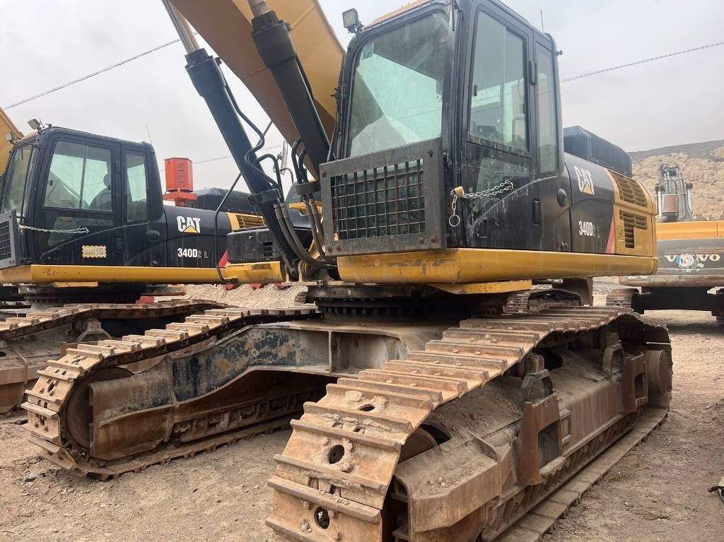 CAT 340D2L - Верижен багер: снимка 2 CAT 340D2L - Верижен багер: снимка 2