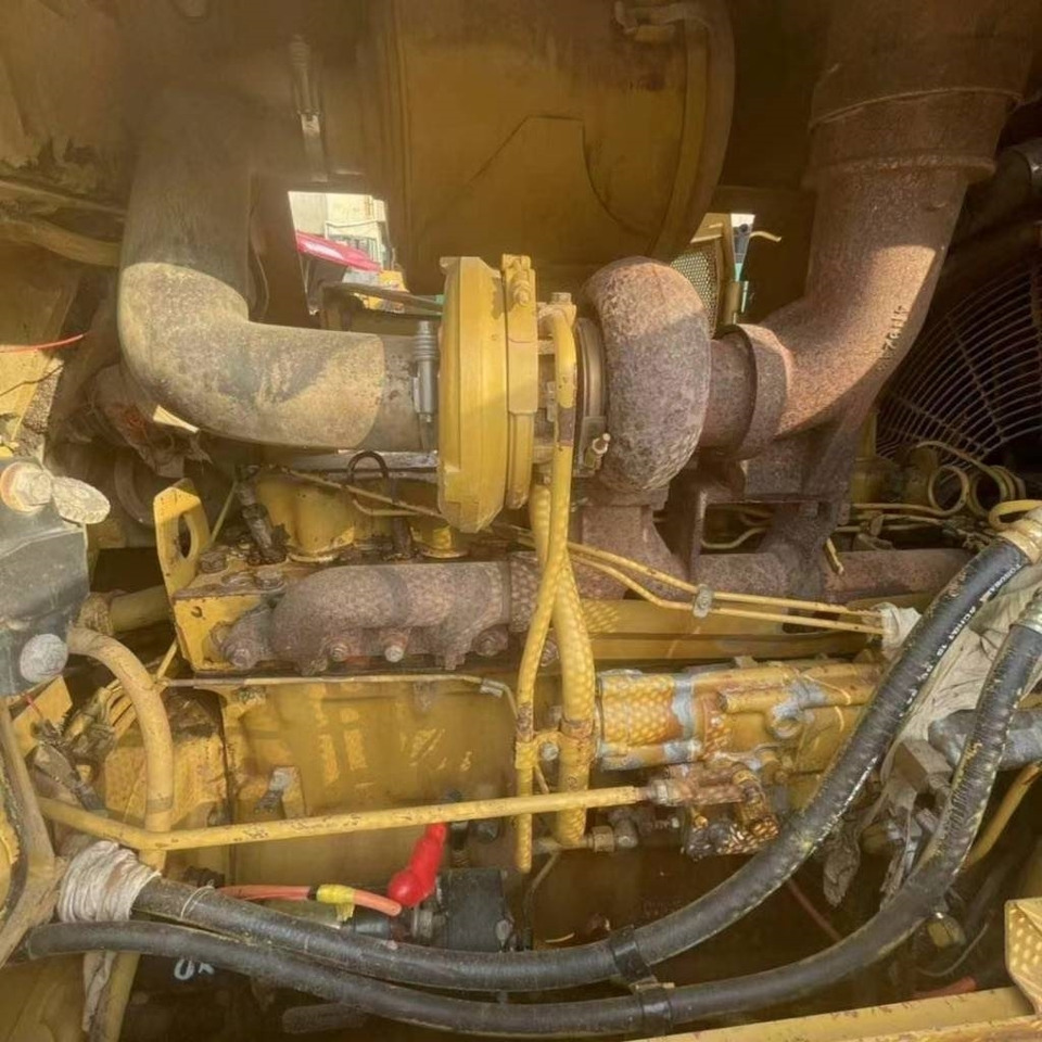 CAT D 6 G - Булдозер: снимка 5 CAT D 6 G - Булдозер: снимка 5