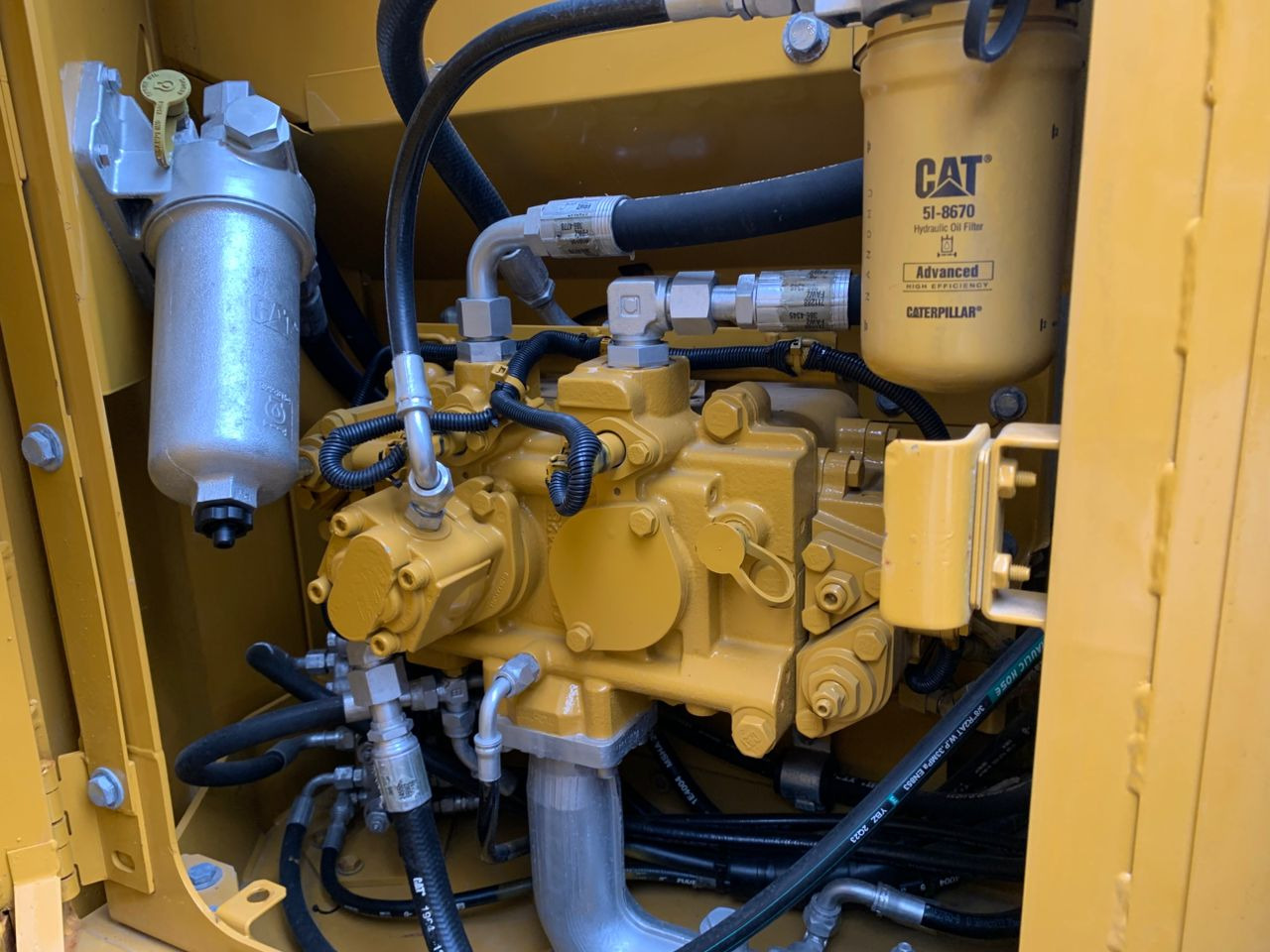CATERPILLAR 313D2 GC - Верижен багер: снимка 4 CATERPILLAR 313D2 GC - Верижен багер: снимка 4