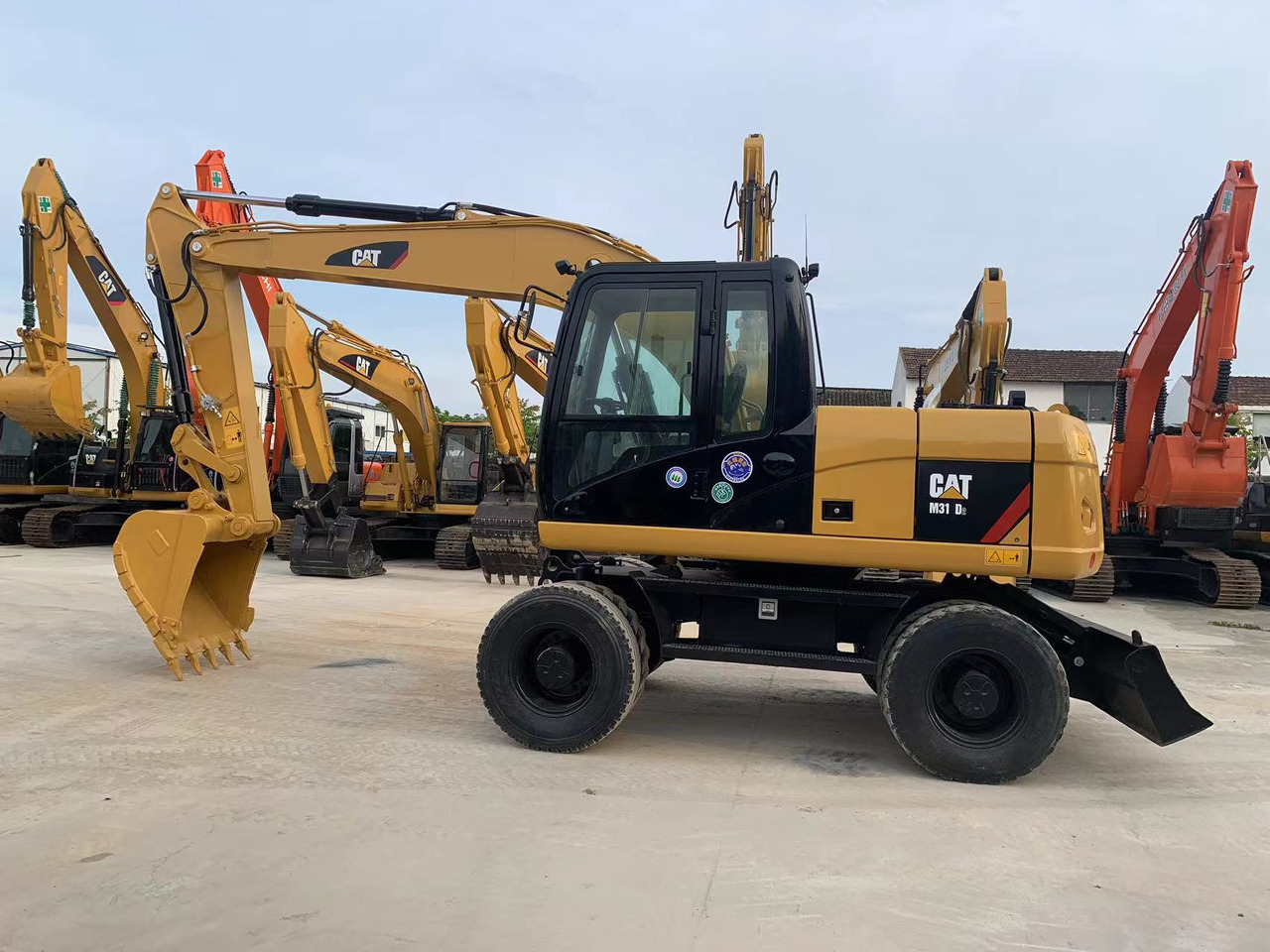 CATERPILLAR 315D - Колесен багер: снимка 2 CATERPILLAR 315D - Колесен багер: снимка 2