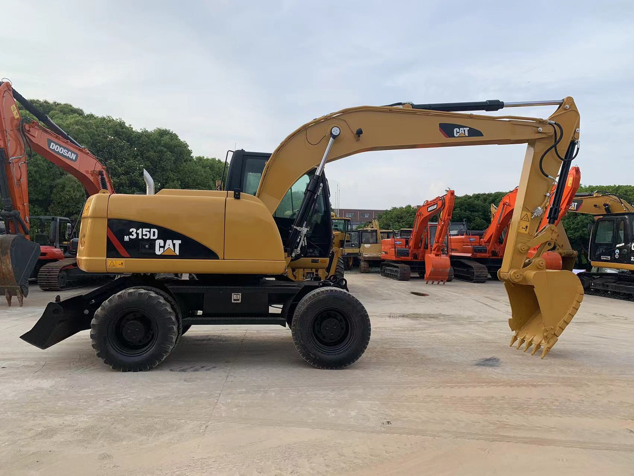 CATERPILLAR 315D - Колесен багер: снимка 1 CATERPILLAR 315D - Колесен багер: снимка 1