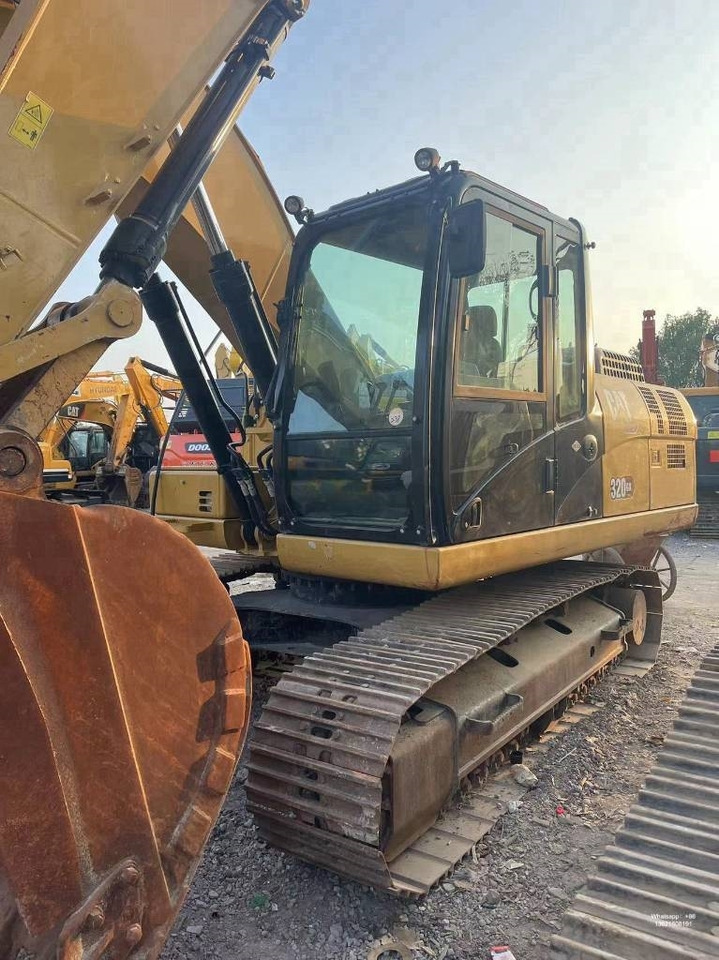 Carter 320gx - Верижен багер: снимка 3 Carter 320gx - Верижен багер: снимка 3