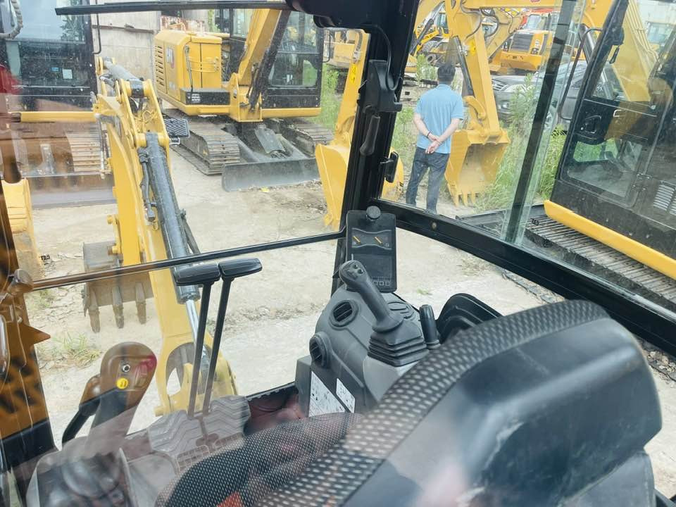 Cat 302 CR Mini Excavator - Мини багер: снимка 2 Cat 302 CR Mini Excavator - Мини багер: снимка 2