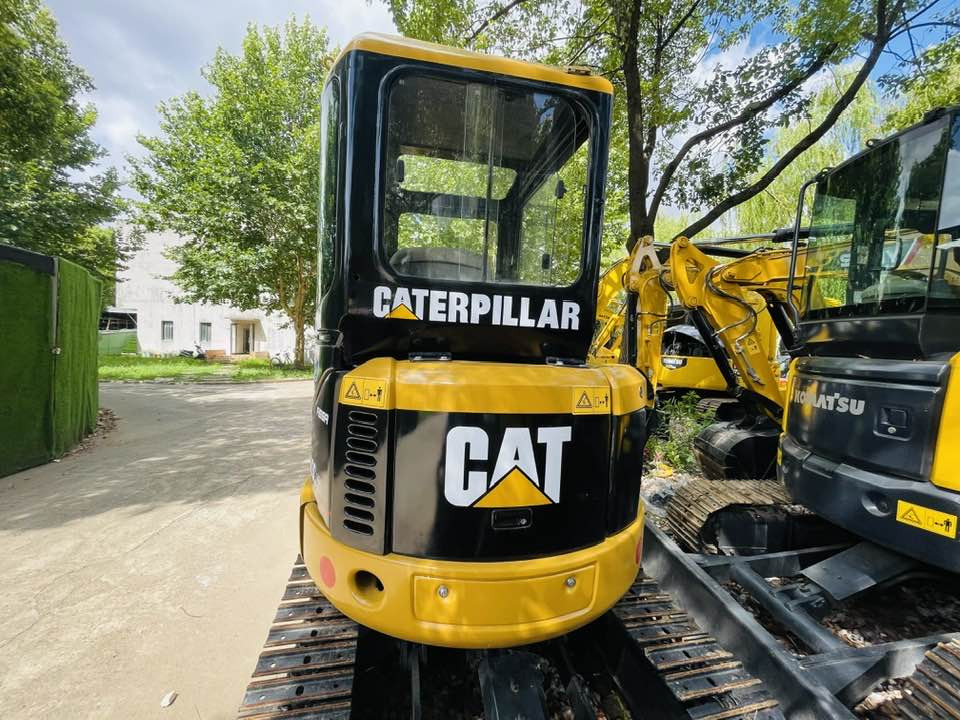 Caterpillar 303C CR - Мини багер: снимка 3 Caterpillar 303C CR - Мини багер: снимка 3
