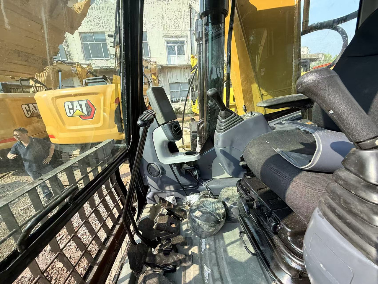 Caterpillar 323 - Багер: снимка 5 Caterpillar 323 - Багер: снимка 5