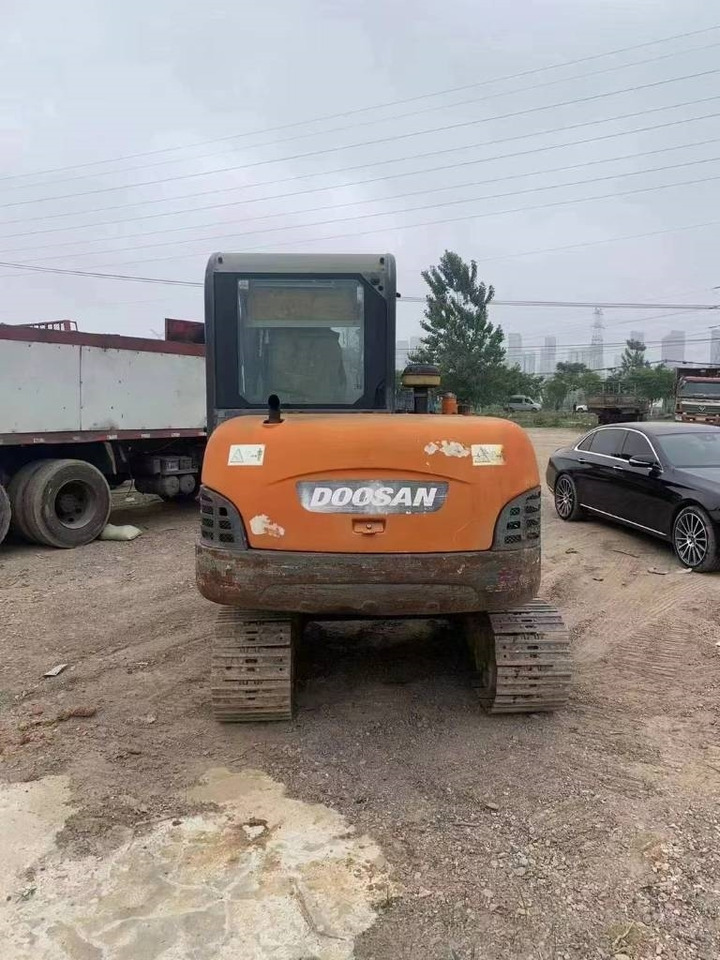 Doosan DH 60 - Мини багер: снимка 3 Doosan DH 60 - Мини багер: снимка 3