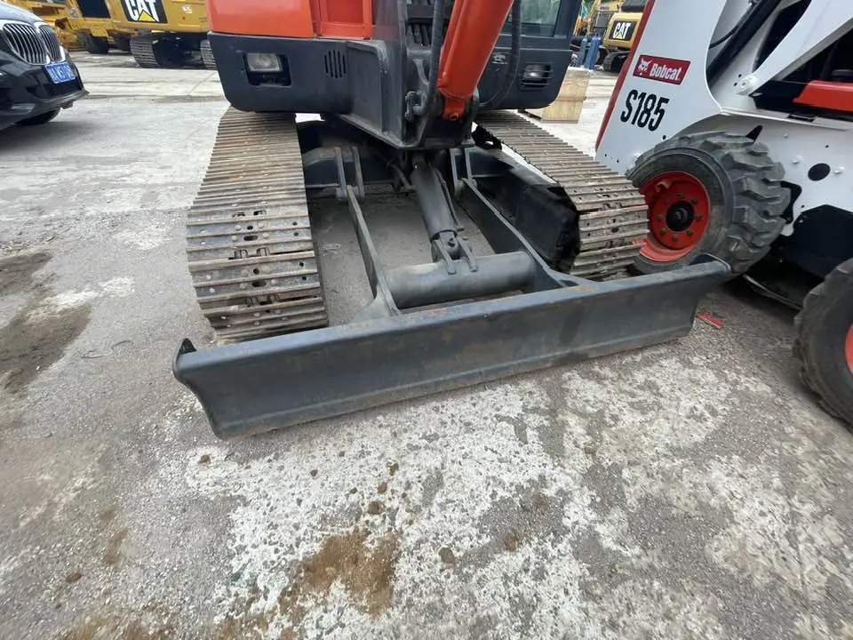 Doosan DH60-7 - Мини багер: снимка 4 Doosan DH60-7 - Мини багер: снимка 4