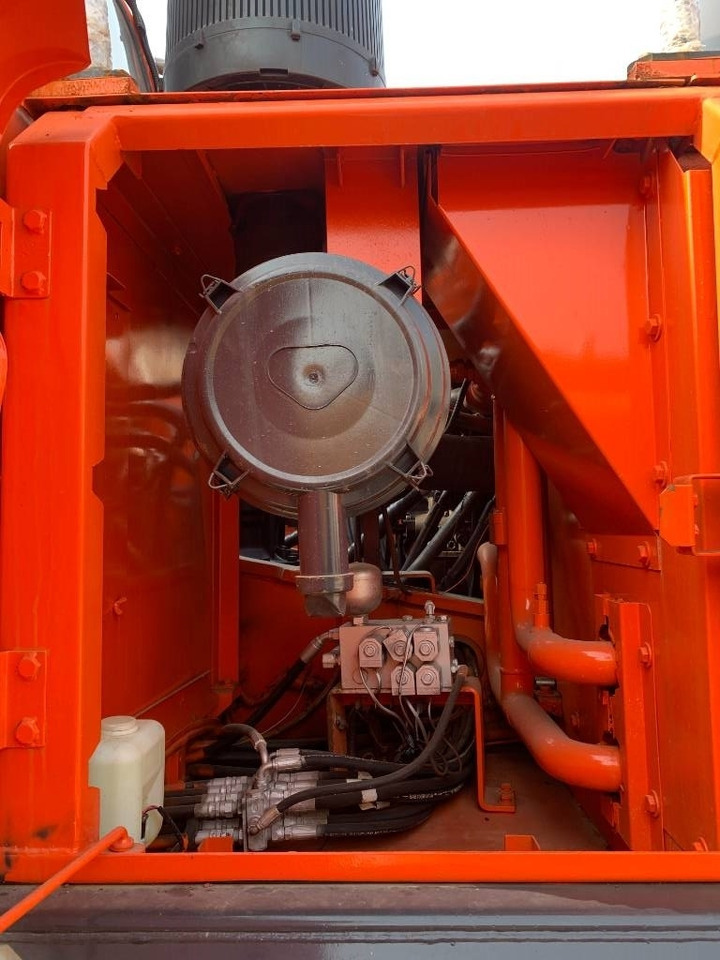 Doosan DX 300 LCA - Верижен багер: снимка 5 Doosan DX 300 LCA - Верижен багер: снимка 5