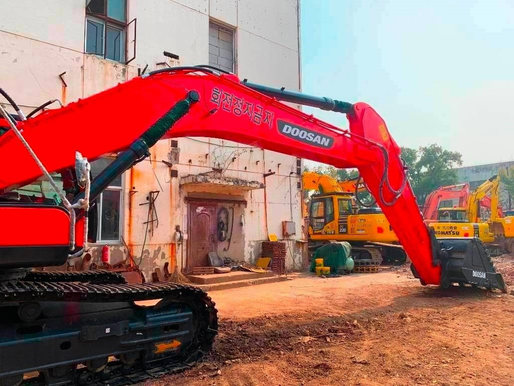 Doosan DX 340 LCA - Верижен багер: снимка 2 Doosan DX 340 LCA - Верижен багер: снимка 2