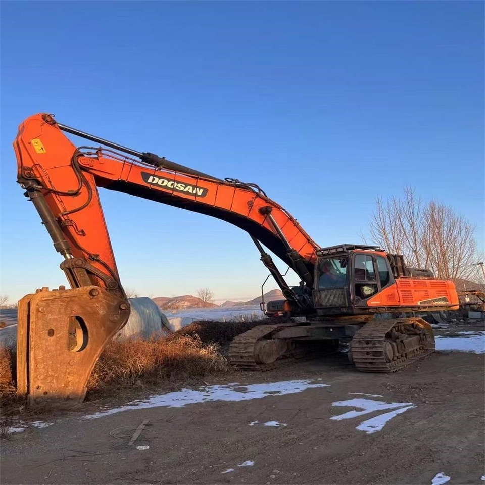 Doosan DX150LC-9C - Верижен багер: снимка 1 Doosan DX150LC-9C - Верижен багер: снимка 1