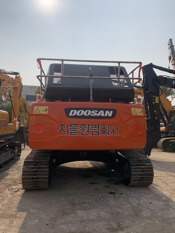Багер Doosan DX300LC-9C: снимка 7