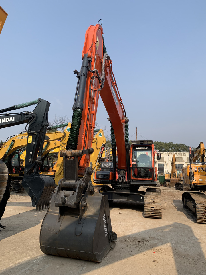 Doosan DX300LC-9C - Багер: снимка 4 Doosan DX300LC-9C - Багер: снимка 4