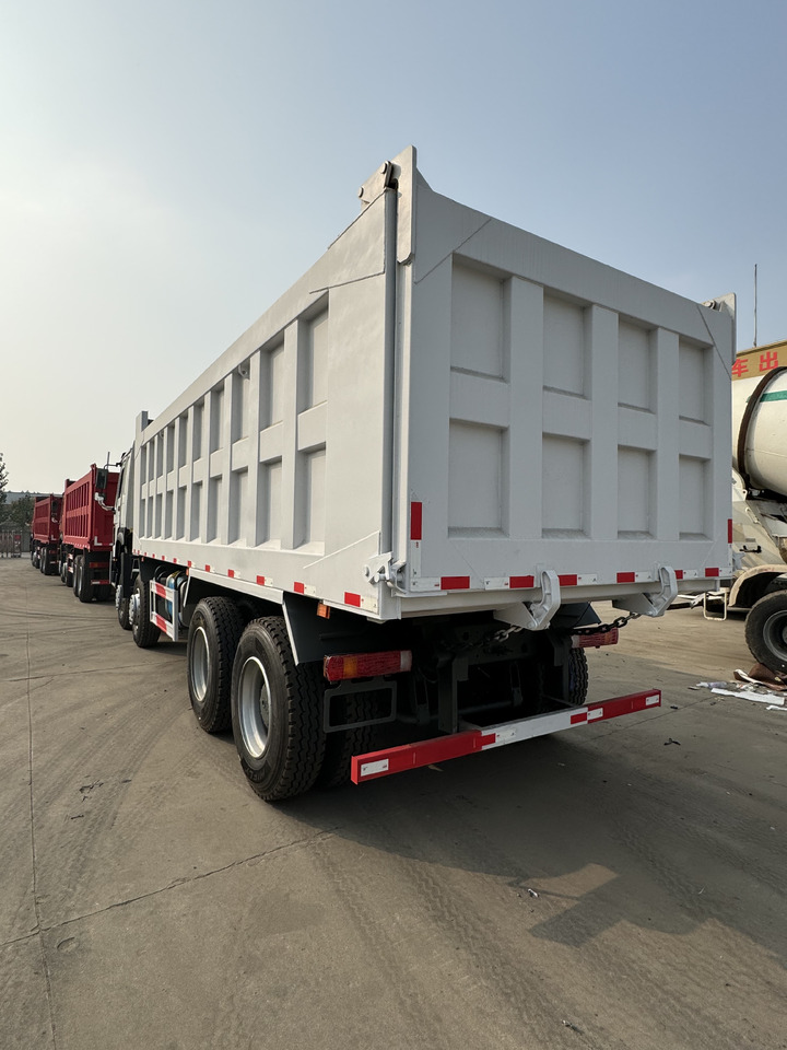 HOWO 8x4 - Самосвал: снимка 3 HOWO 8x4 - Самосвал: снимка 3