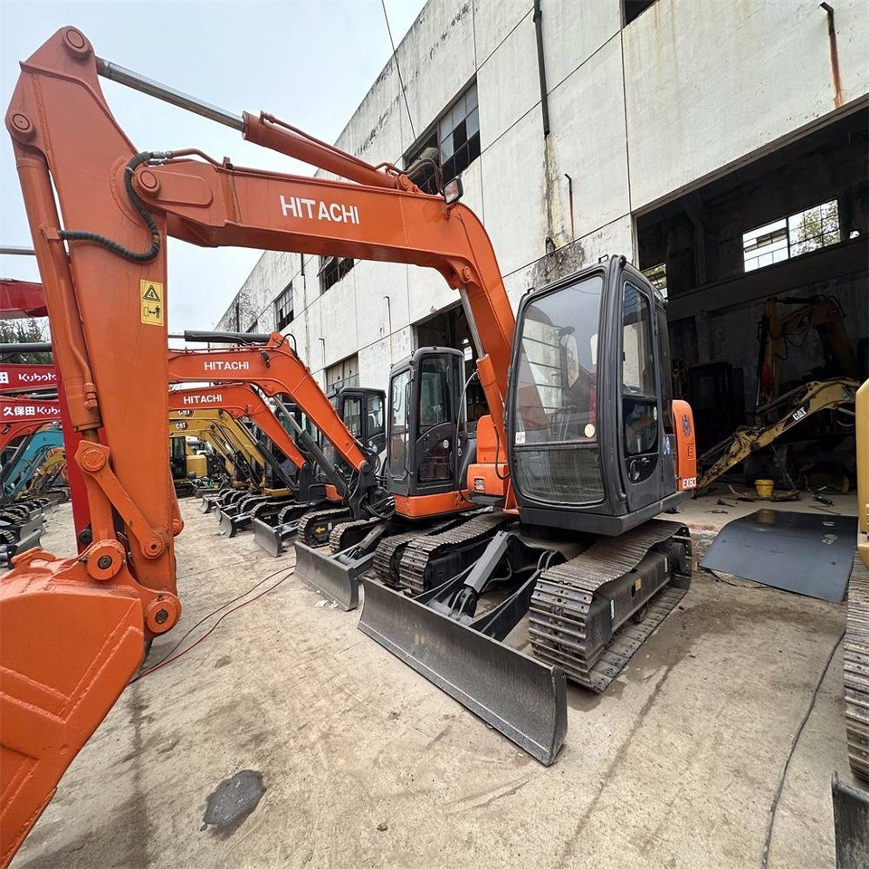 Hitachi EX 60 - Верижен багер: снимка 3 Hitachi EX 60 - Верижен багер: снимка 3