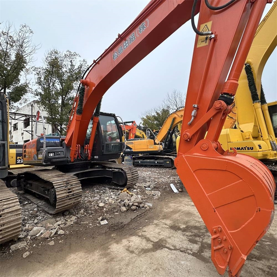 Hitachi ZX 200-3 G - Верижен багер: снимка 5 Hitachi ZX 200-3 G - Верижен багер: снимка 5