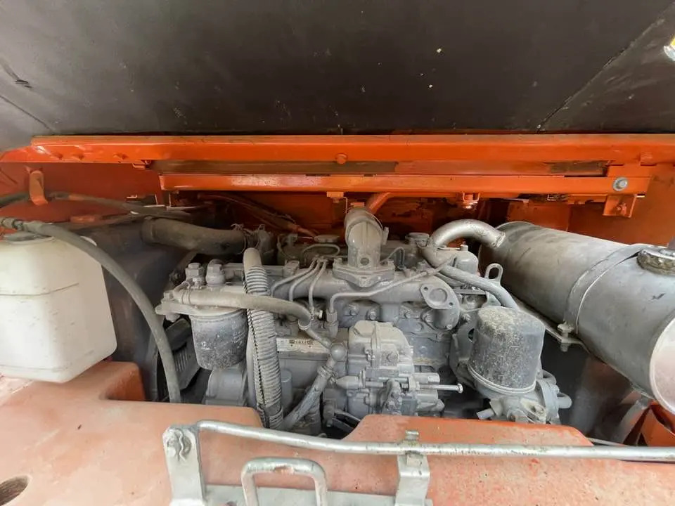 Hitachi ZX75US-7 - Мини багер: снимка 5 Hitachi ZX75US-7 - Мини багер: снимка 5