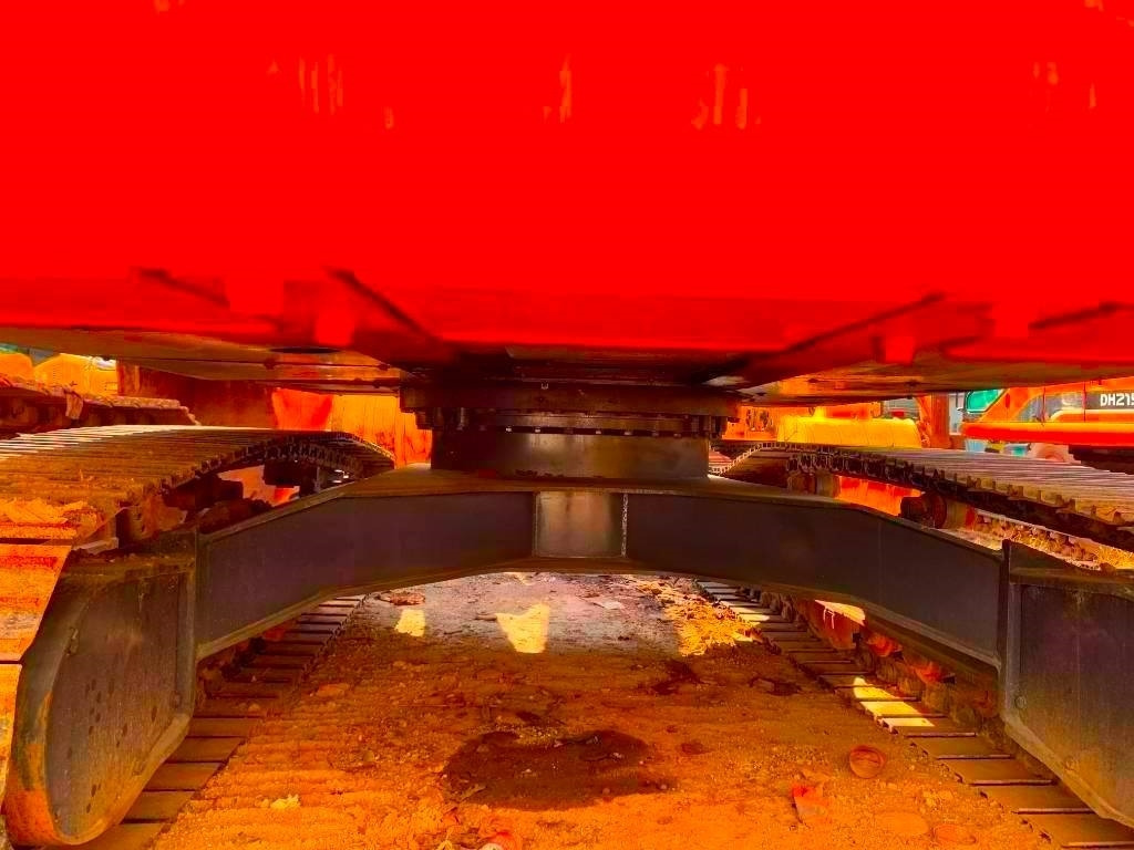 Hitachi Zaxis 240 - Верижен багер: снимка 5 Hitachi Zaxis 240 - Верижен багер: снимка 5