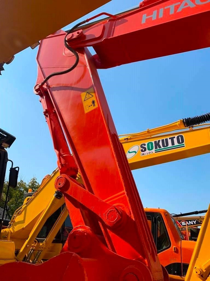 Hitachi Zaxis 240 - Верижен багер: снимка 5 Hitachi Zaxis 240 - Верижен багер: снимка 5