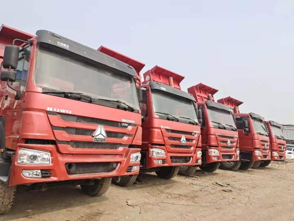 Howo 6X4 - Самосвал камион: снимка 1 Howo 6X4 - Самосвал камион: снимка 1