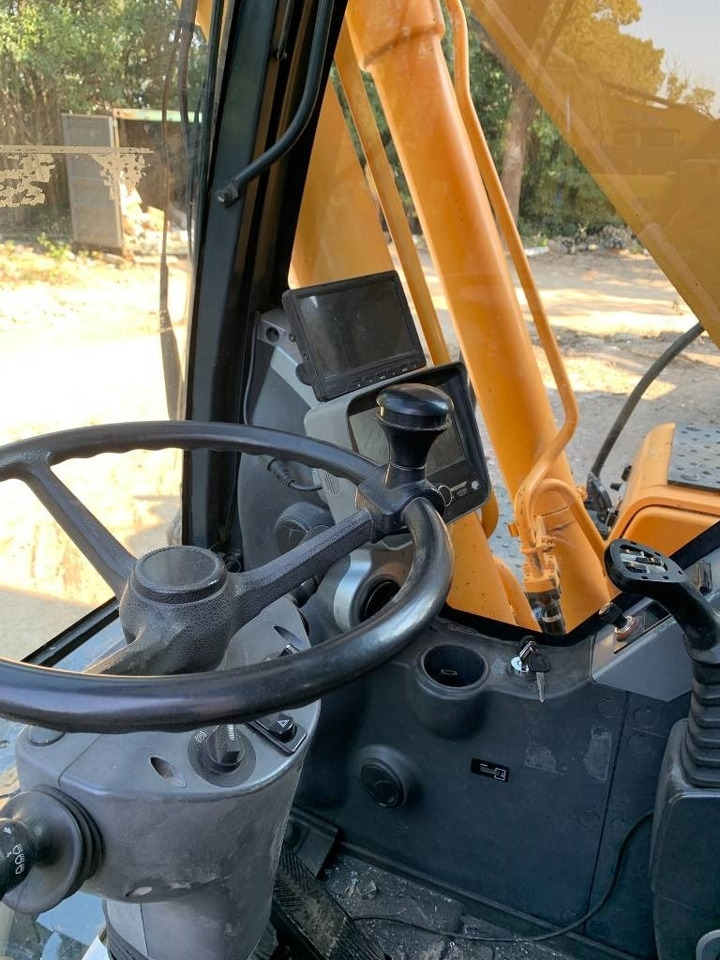 Hyundai R210W-9 - Колесен багер: снимка 4 Hyundai R210W-9 - Колесен багер: снимка 4