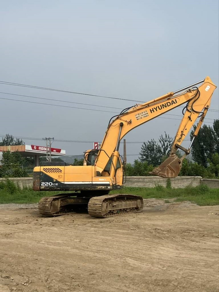 Hyundai R220-9S - Верижен багер: снимка 2 Hyundai R220-9S - Верижен багер: снимка 2