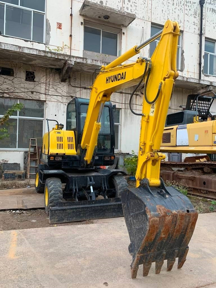 Hyundai Robex 60 W-7 - Колесен багер: снимка 2 Hyundai Robex 60 W-7 - Колесен багер: снимка 2