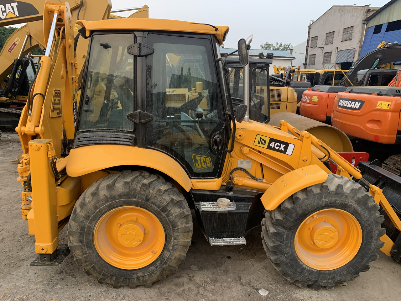 JCB 4CX - Колесен товарач: снимка 5 JCB 4CX - Колесен товарач: снимка 5