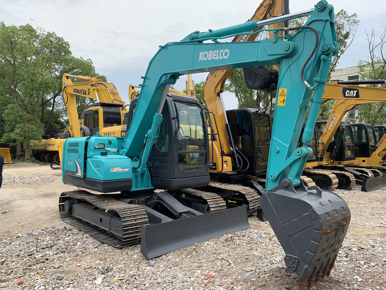 KOBELCO sk75-8 - Мини багер: снимка 1 KOBELCO sk75-8 - Мини багер: снимка 1