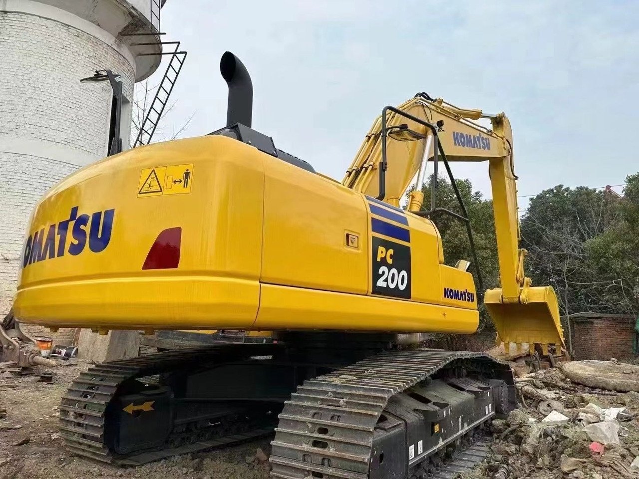 KOMATSU 200-10 - Багер: снимка 1 KOMATSU 200-10 - Багер: снимка 1