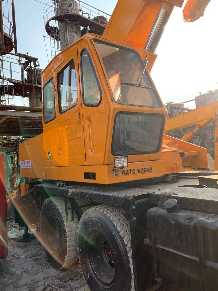 Kato NK 250 E - Кран за всякакви терени: снимка 2 Kato NK 250 E - Кран за всякакви терени: снимка 2