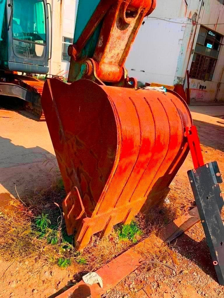 Kobelco SK 210 LC-8 - Верижен багер: снимка 4 Kobelco SK 210 LC-8 - Верижен багер: снимка 4
