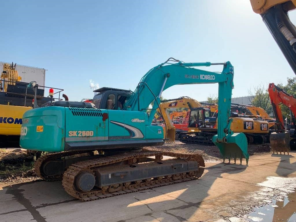 Kobelco SK 260 - Верижен багер: снимка 1 Kobelco SK 260 - Верижен багер: снимка 1