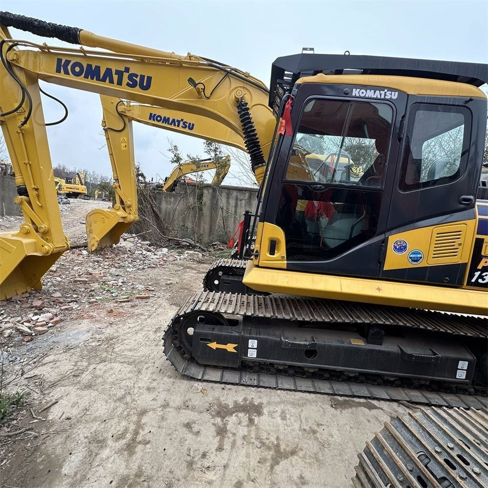 Komatsu PC 130-7 - Верижен багер: снимка 1 Komatsu PC 130-7 - Верижен багер: снимка 1