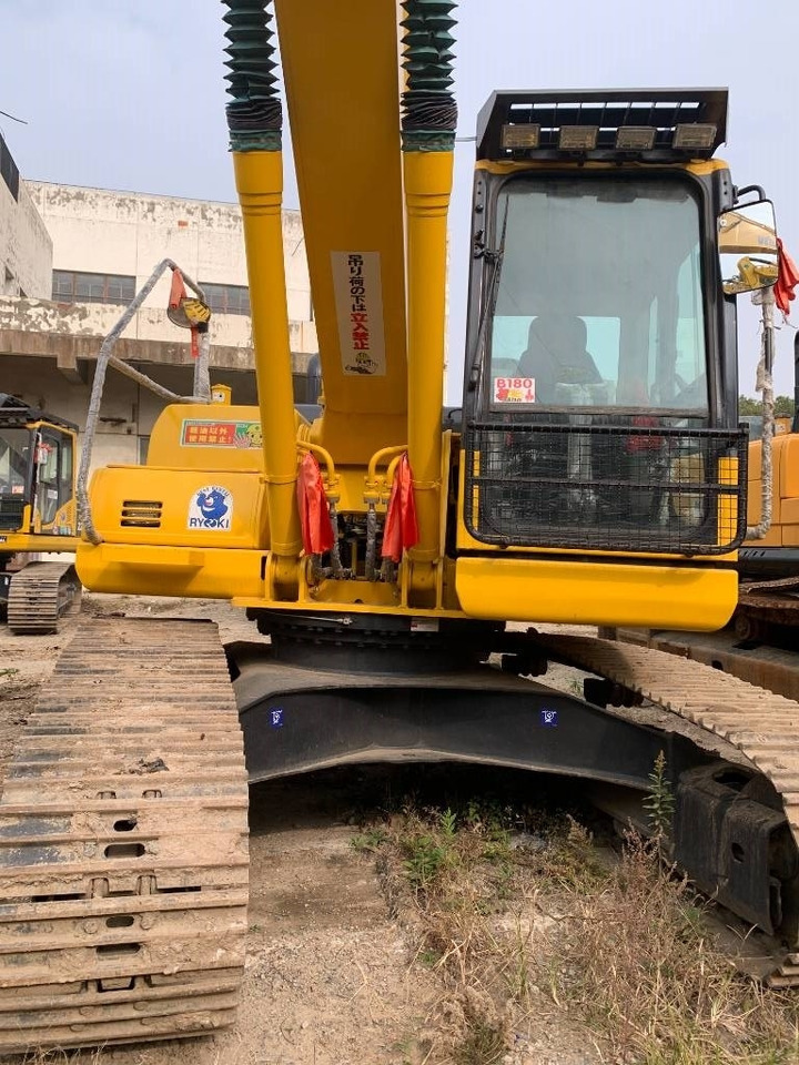 Komatsu PC 200-8N1 - Верижен багер: снимка 2 Komatsu PC 200-8N1 - Верижен багер: снимка 2