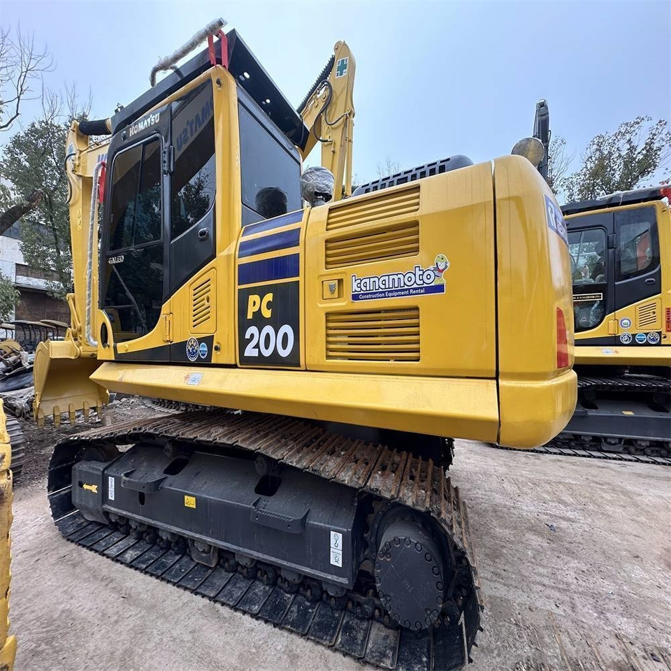 Komatsu PC 200 - Верижен багер: снимка 4 Komatsu PC 200 - Верижен багер: снимка 4