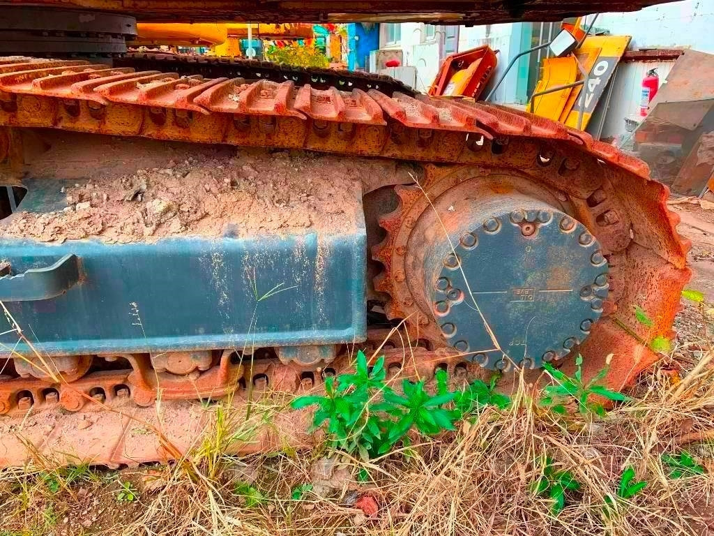 Komatsu PC 240 - Верижен багер: снимка 4 Komatsu PC 240 - Верижен багер: снимка 4