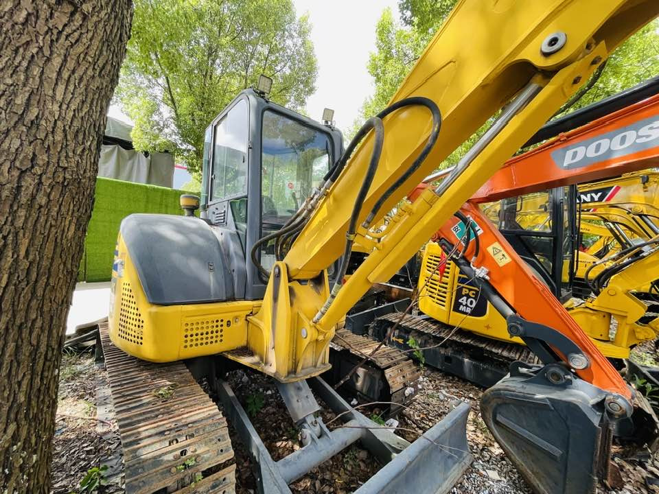 Komatsu PC55MR - Багер: снимка 1 Komatsu PC55MR - Багер: снимка 1