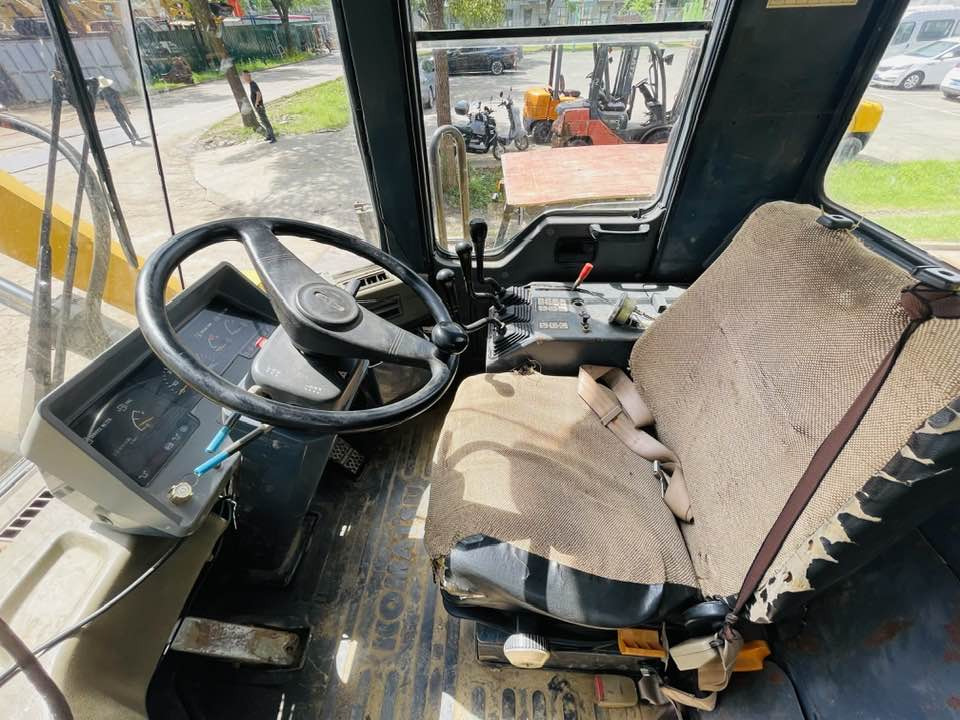 Komatsu WA320-8 - Колесен товарач: снимка 4 Komatsu WA320-8 - Колесен товарач: снимка 4