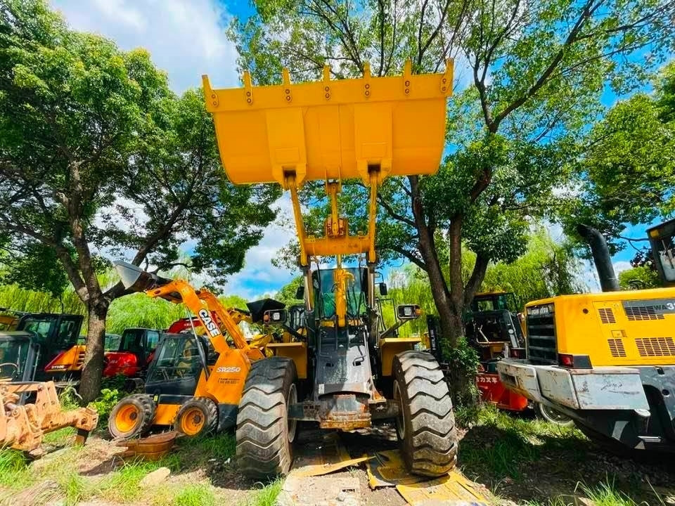 Komatsu WA380-6 - Колесен товарач: снимка 3 Komatsu WA380-6 - Колесен товарач: снимка 3