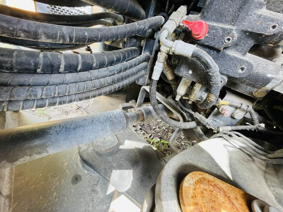 Komatsu WA380-8 - Колесен товарач: снимка 3 Komatsu WA380-8 - Колесен товарач: снимка 3