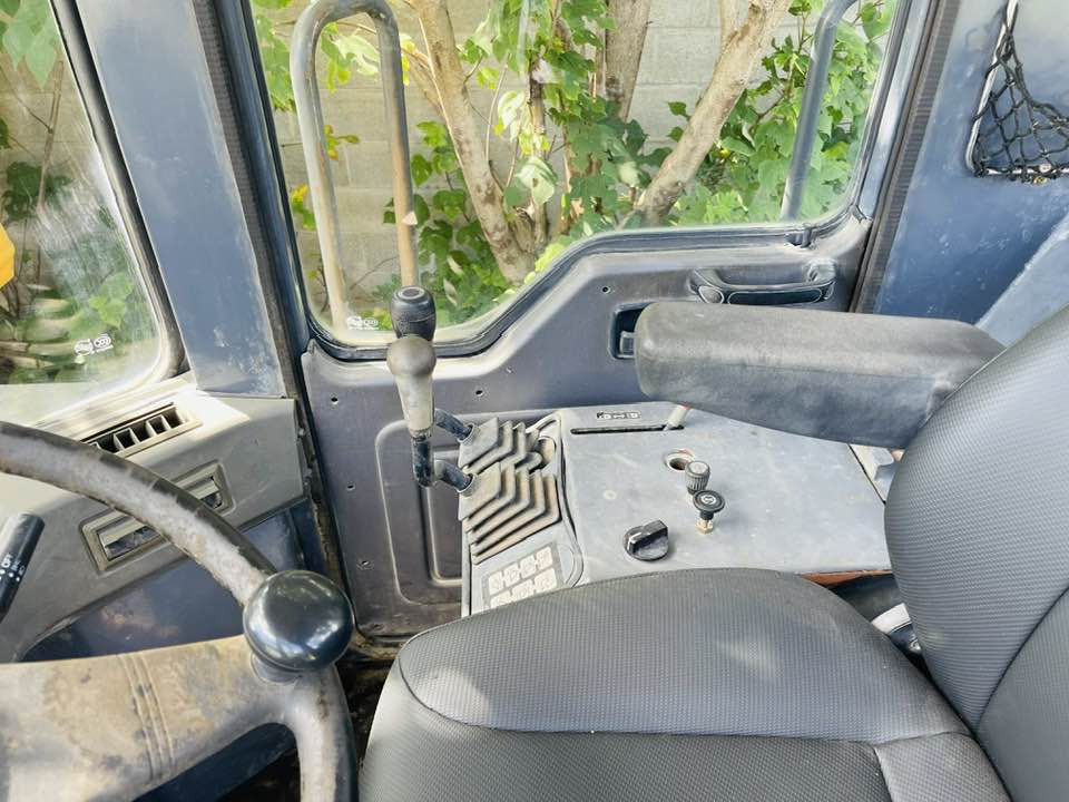 Komatsu WA380-8 - Колесен товарач: снимка 1 Komatsu WA380-8 - Колесен товарач: снимка 1