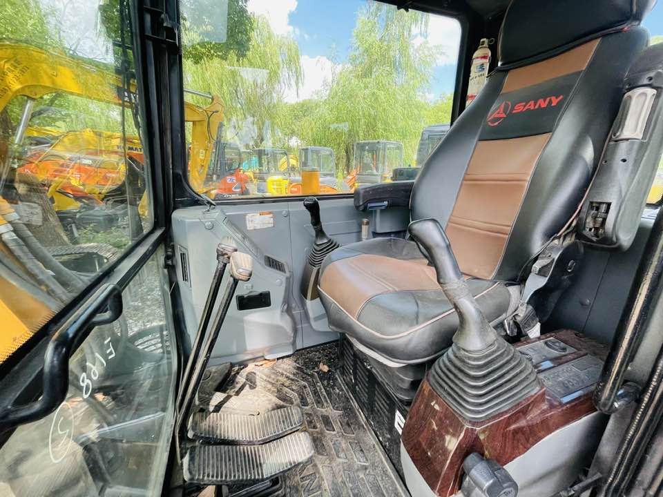 SANY SY60C - Мини багер: снимка 2 SANY SY60C - Мини багер: снимка 2