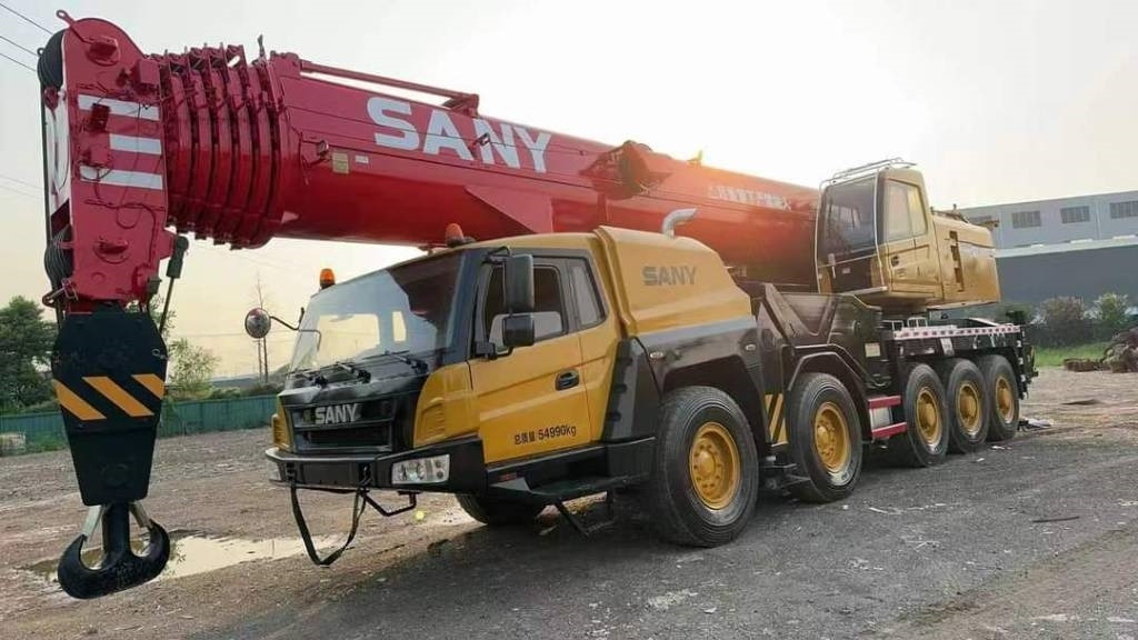 Sany STC 1000 S - Кран за всякакви терени: снимка 2 Sany STC 1000 S - Кран за всякакви терени: снимка 2