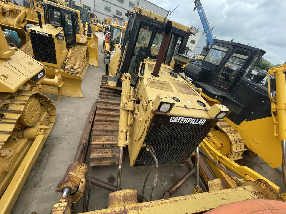 Caterpillar D7G2 LGP - Строителна техника: снимка 1 Caterpillar D7G2 LGP - Строителна техника: снимка 1