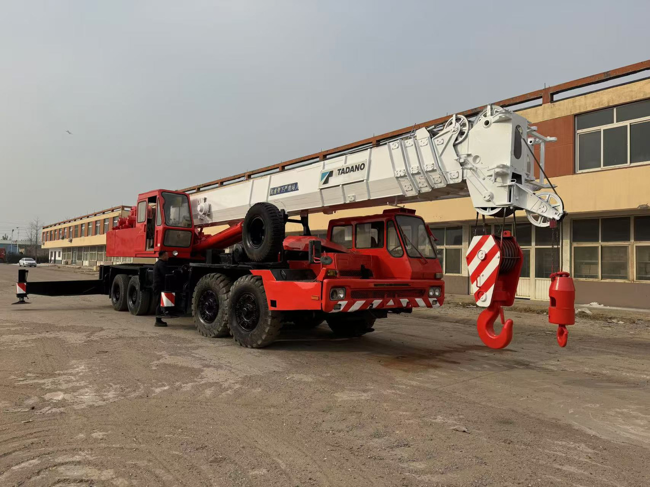 TADANO TG700E - Автокран: снимка 5 TADANO TG700E - Автокран: снимка 5