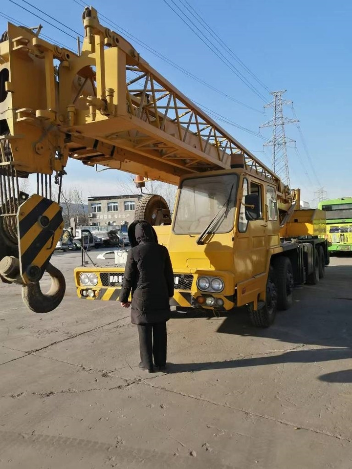 Tadano TL 300 E - Автокран: снимка 1 Tadano TL 300 E - Автокран: снимка 1