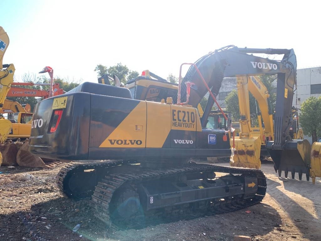 Volvo EC 210 - Верижен багер: снимка 3 Volvo EC 210 - Верижен багер: снимка 3