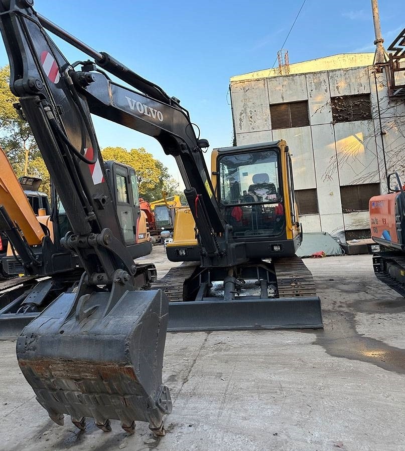 Volvo EC 55 B Pro - Мини багер: снимка 3 Volvo EC 55 B Pro - Мини багер: снимка 3
