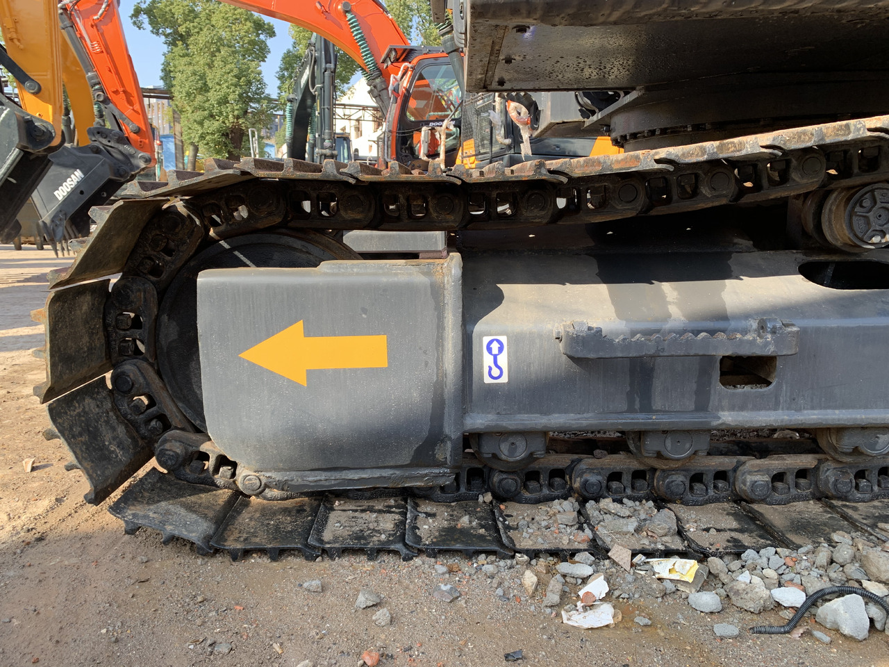 Volvo EC210D - Колесен багер: снимка 4 Volvo EC210D - Колесен багер: снимка 4