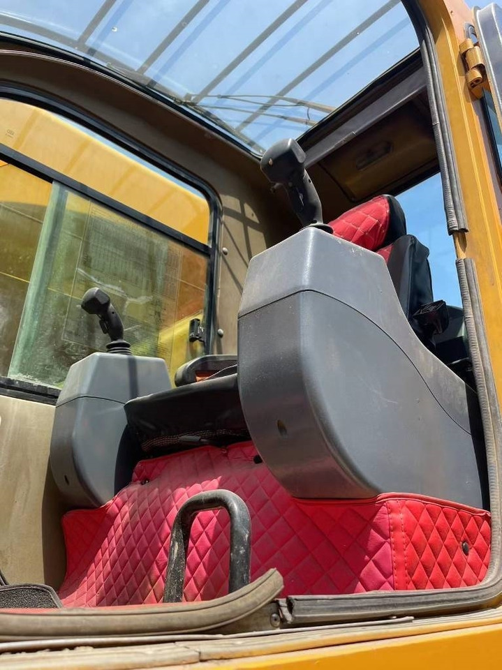 XCMG QY70K-II - Кран за всякакви терени: снимка 5 XCMG QY70K-II - Кран за всякакви терени: снимка 5